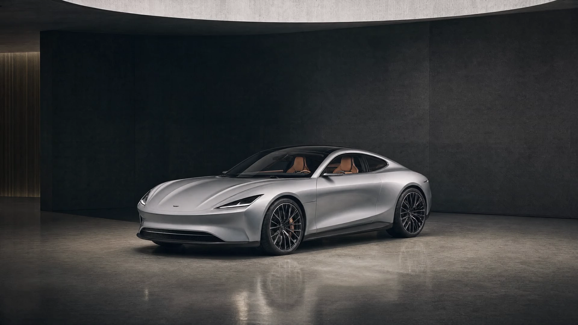The silver SILHOUETTE coupe concept in an architectural studio